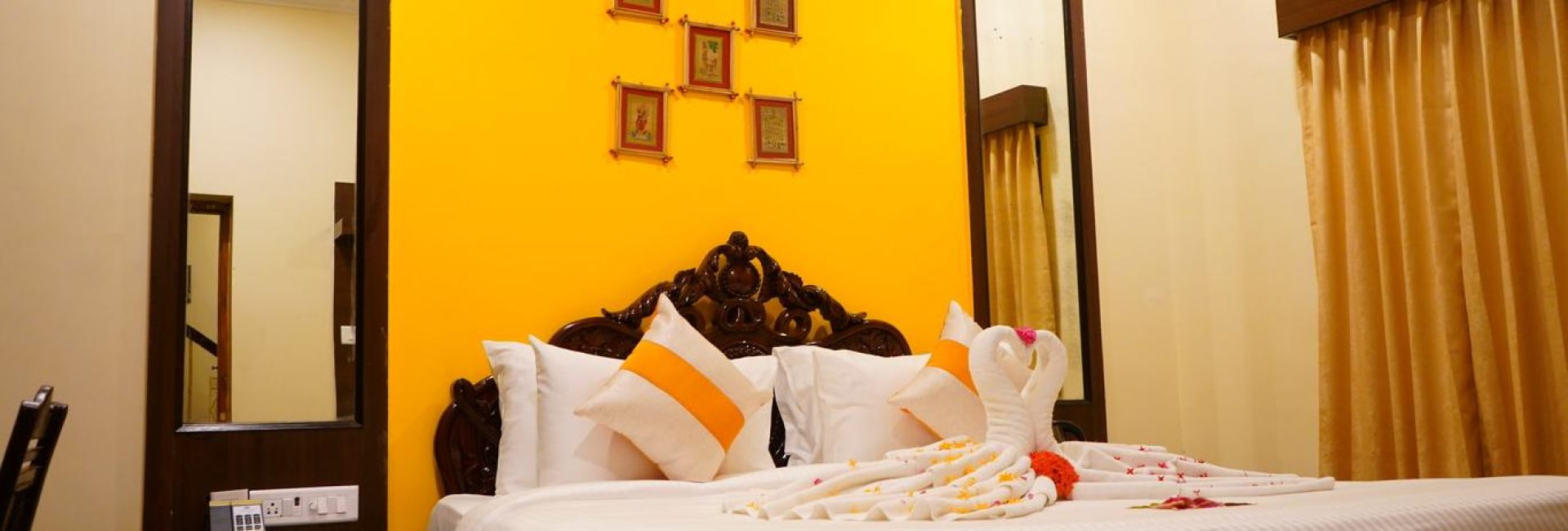 Temple Street Suite – Double Bed Room