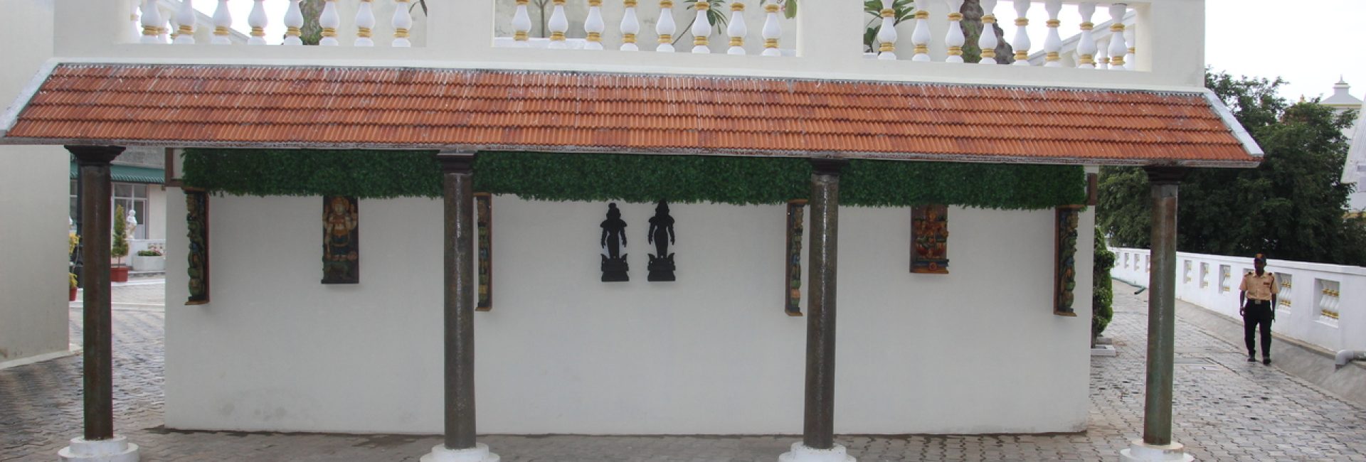 Temple Street Suite – Double Bed Room