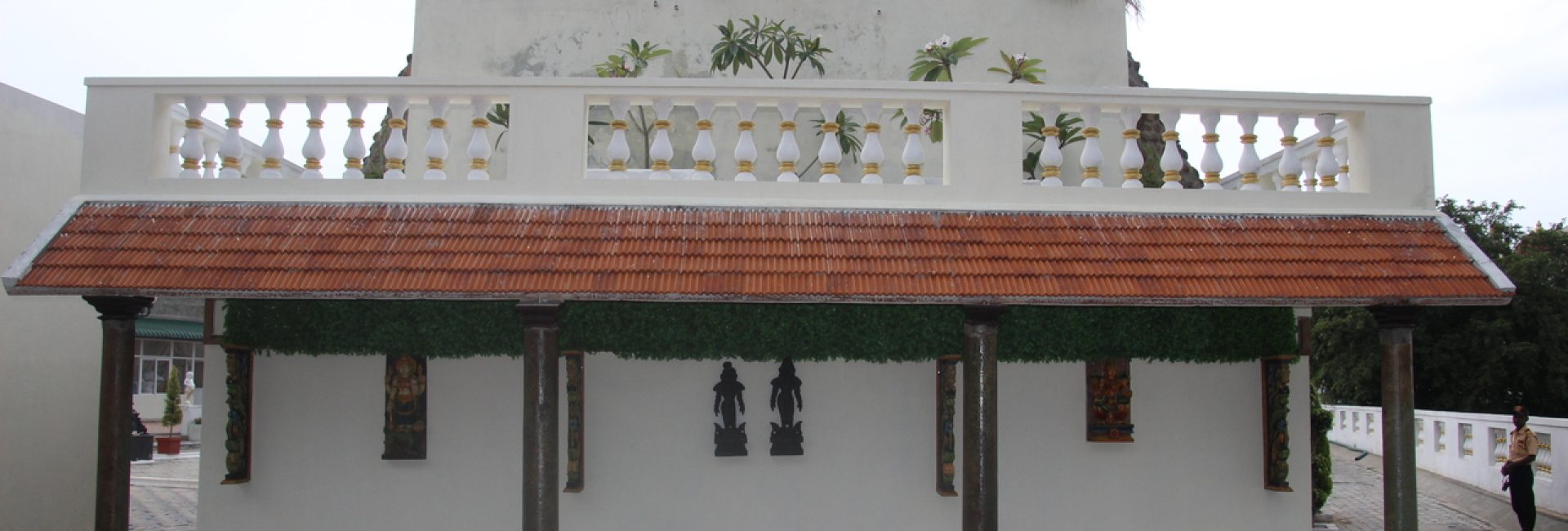 Temple Street Suite – Single Bed Room