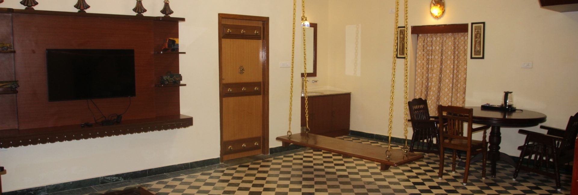 Temple Street Suite – Single Bed Room