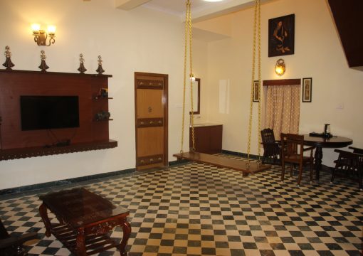 Temple Street Suite – Duplex Room